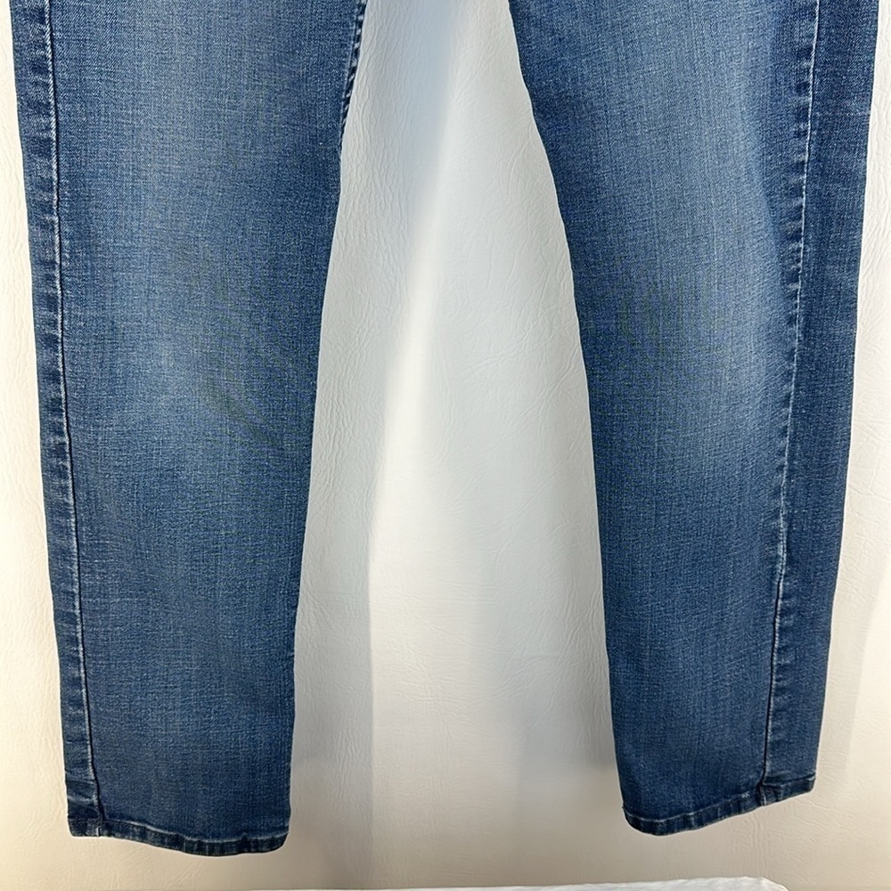 Levi’s 514 Waterless Straight Leg Medium Wash Jean, 32x34 - Picture 4 of 8